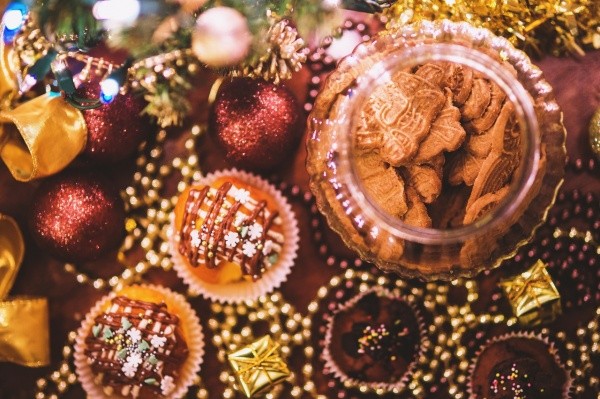 5 Tricks to Make Your Family Routine More Festive